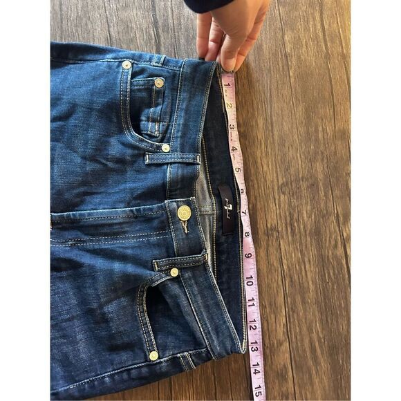 7 for all Mankind Cropped Alexa Jeans Size 27 Dark Wash Classic Closet Staple - Picture 12 of 15